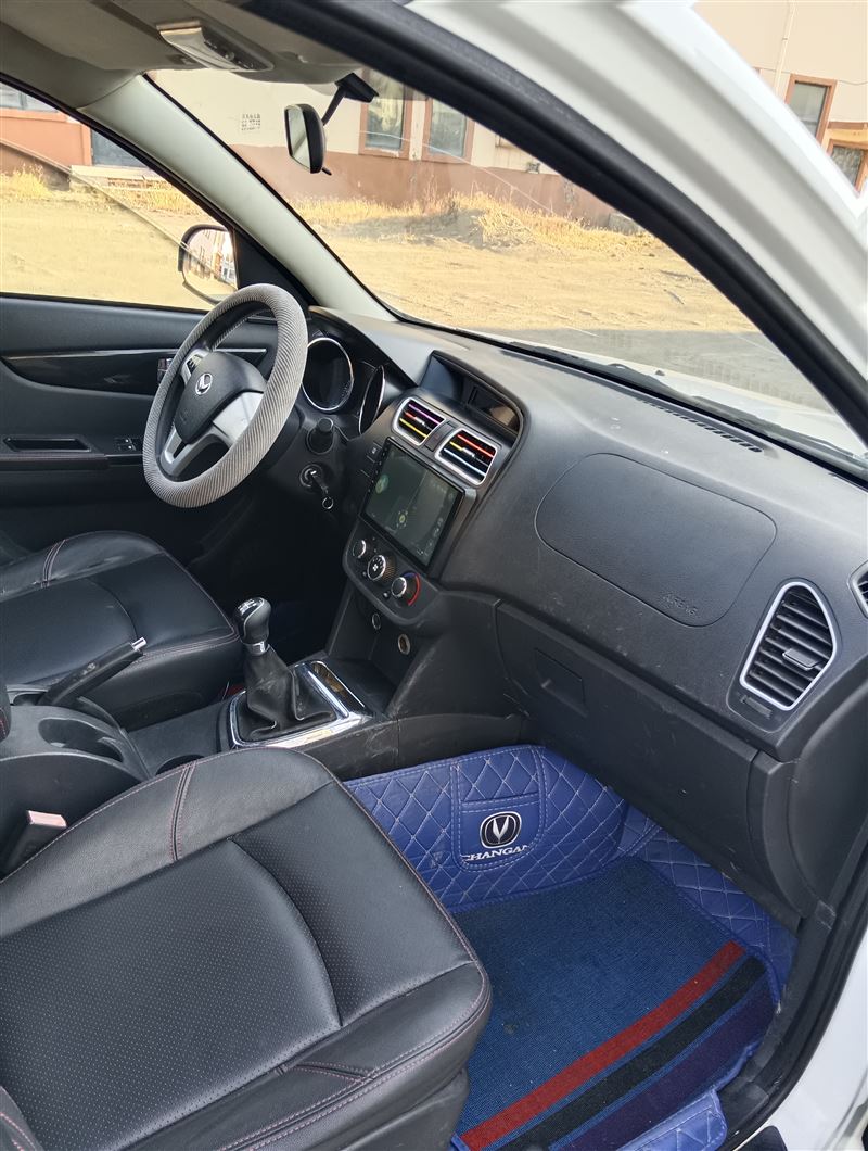 14年北汽幻速s2手動高配